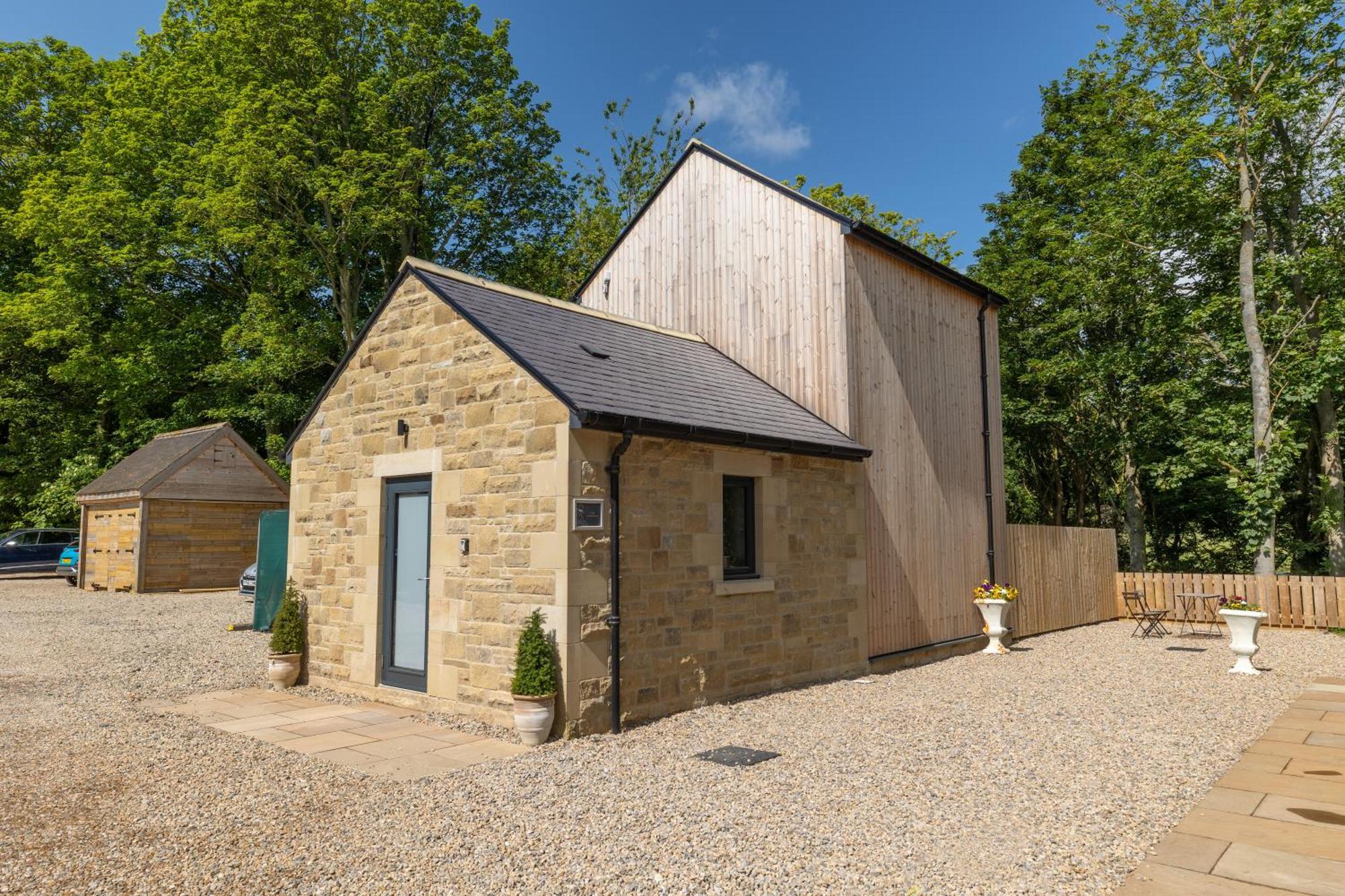 Farm Cottage at Charlton Hall Alnwick Exteriör bild